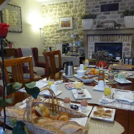 Au Repos Du Vannier Bed & Breakfast