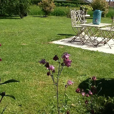 Au Repos Du Vannier Bed & Breakfast