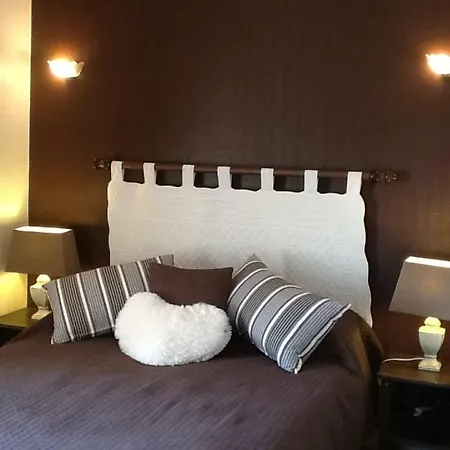 Au Repos Du Vannier Bed & Breakfast